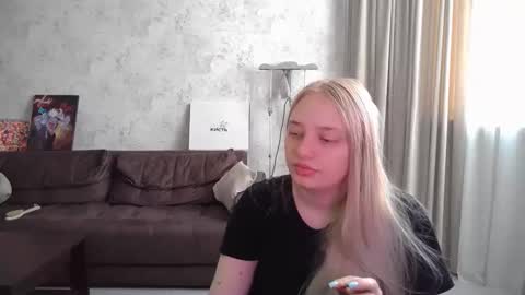 Snapshot of viktorlonsky chatting on 10, 3, 2025 viktorlonsky online show from 10, 3, 2025