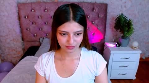 Snapshot of viky_evanss chatting on 20, 2, 2026 viky_evanss online show from 20, 2, 2026