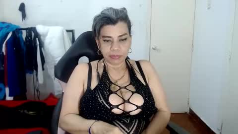 VIKY ADAMS online show from 25, 2, 2025