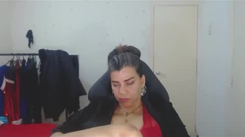 VIKY ADAMS online show from 8, 3, 2025