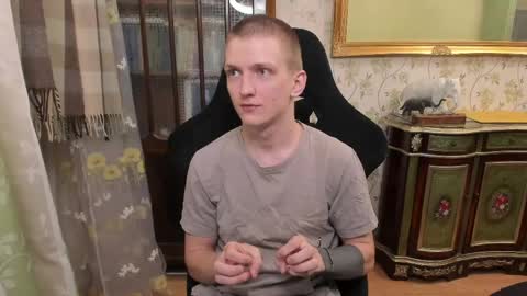 Dimoooooon online show from 18, 4, 2026