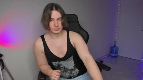 Vincent Strong online show from 13, 12, 2024