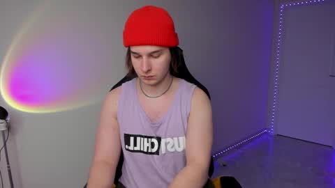 Vincent Strong online show from 4, 3, 2025