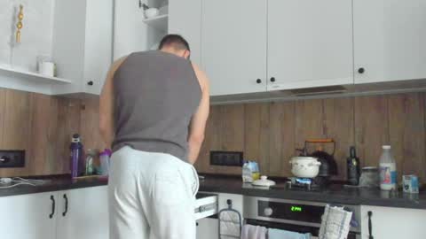 Vincent.  uncut 18cm online show from 27, 1, 2025