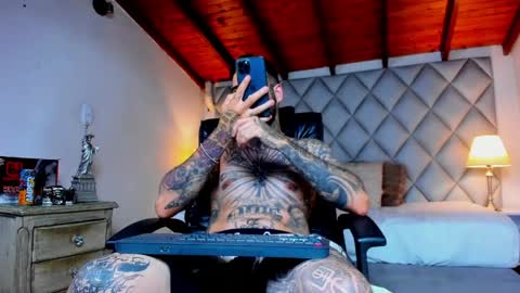 Vincent Sartori online show from 15, 4, 2026