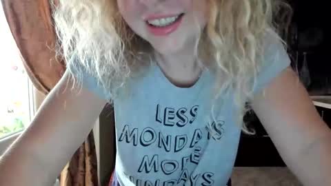 Snapshot of viodetta chatting on 21, 9, 2025 viodetta online show from 21, 9, 2025