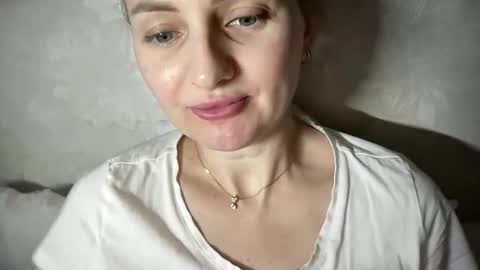 Funny  girl online show from 19, 4, 2026