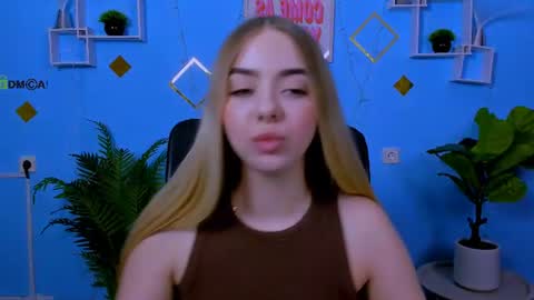 viola_sweet_ online show from 5, 7, 2026