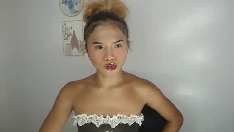 Snapshot of violakate chatting on 12, 5, 2026 kate 3 online show from 12, 5, 2026
