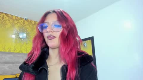 violeethh__ online show from 4, 3, 2026