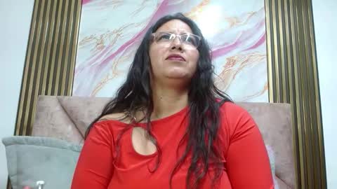 Snapshot of violemurray chatting on 3, 2, 2026 violemurray online show from 3, 2, 2026