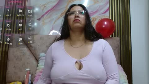 Snapshot of violemurray chatting on 28, 2, 2026 violemurray online show from 28, 2, 2026