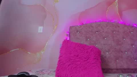 Snapshot of violet__taylor_ chatting on 21, 2, 2026 violet__taylor_ online show from 21, 2, 2026