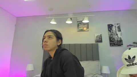 Violet and Myers online show from 29, 10, 2025