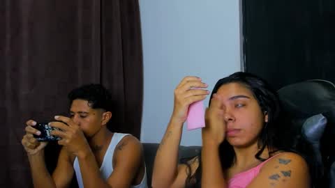 Violet and Myers online show from 25, 3, 2026