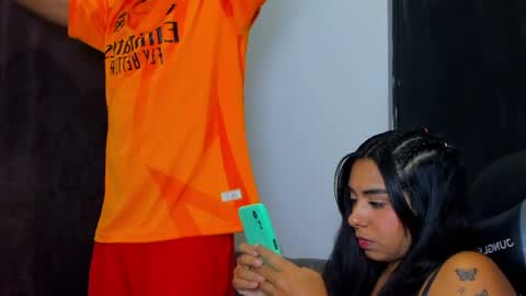 Violet and Myers online show from 8, 4, 2026