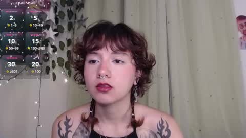 Snapshot of violet_bluee chatting on 11, 7, 2026 Violet online show from 11, 7, 2026
