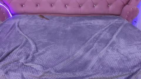      online show from 6, 3, 2025