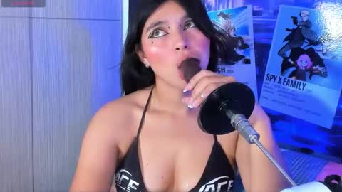 Snapshot of violet_fiore chatting on 27, 3, 2026 Violet Fiore online show from 27, 3, 2026