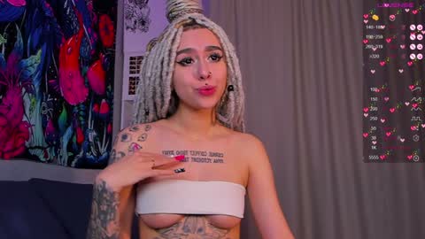 Snapshot of violet_walker7 chatting on 26, 12, 2024 Violet online show from 26, 12, 2024