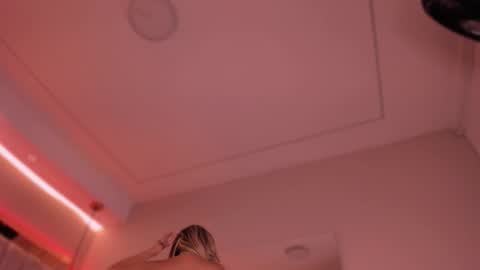 Violeta  online show from 13, 9, 2025