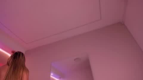 Violeta  online show from 28, 9, 2025