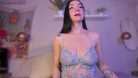 Violeta  online show from 5, 2, 2026