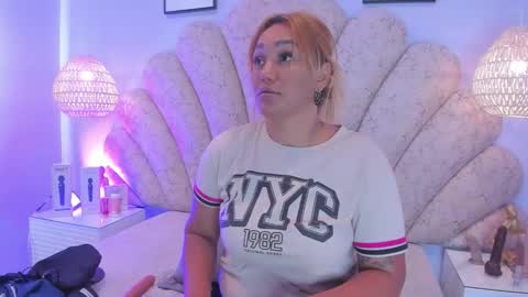 violeta_medina online show from 3, 12, 2025