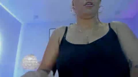 violeta_medina online show from 4, 3, 2026