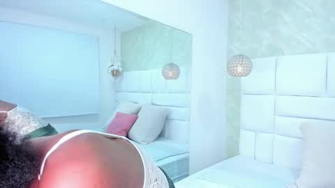 Snapshot of violeta_ruizz chatting on 24, 2, 2026 Violeta Ruiz online show from 24, 2, 2026