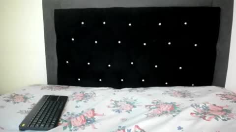 VioletaDums online show from 19, 10, 2025