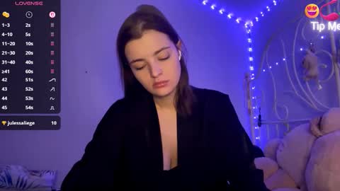 Snapshot of violetamelia chatting on 9, 2, 2026 Eva online show from 9, 2, 2026