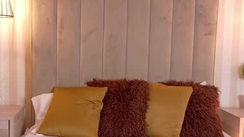Snapshot of violetblaze chatting on 18, 9, 2025 Cute Violet online show from 18, 9, 2025