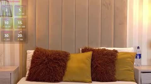 Snapshot of violetblaze chatting on 25, 9, 2025 Cute Violet online show from 25, 9, 2025