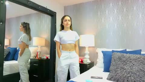 Snapshot of violetgracce chatting on 19, 2, 2026 Violet Grace online show from 19, 2, 2026