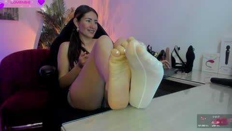 Snapshot of violetparkker chatting on 31, 1, 2025 violetparkker online show from 31, 1, 2025