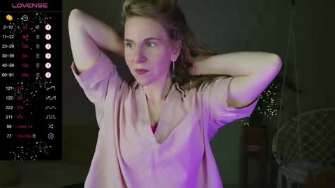 Snapshot of violetplath chatting on 16, 11, 2025 Violet next stream December 6 online show from 16, 11, 2025