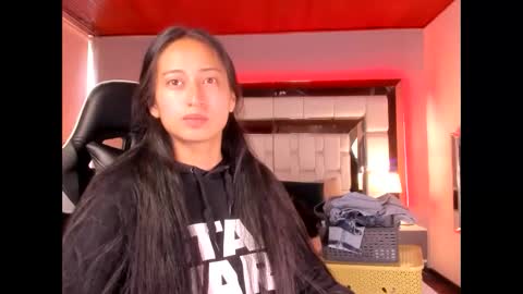 violetskinny online show from 19, 1, 2025