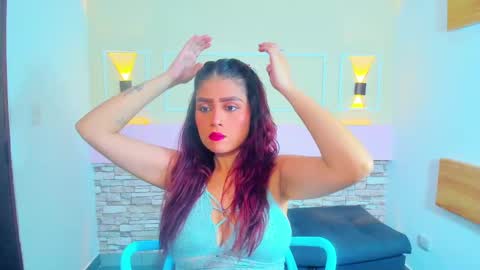 Snapshot of violetsmith7 chatting on 15, 12, 2024 violetsmith online show from 15, 12, 2024