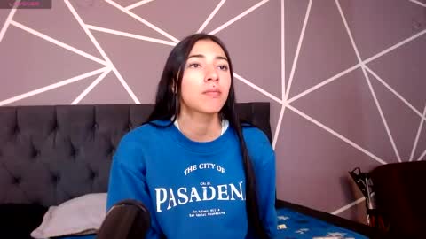 Snapshot of violett1126 chatting on 14, 4, 2026 1126 online show from 14, 4, 2026