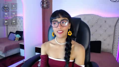 Violet online show from 22, 5, 2026