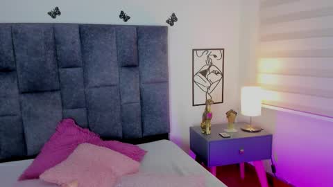 Violetta Ficher online show from 17, 1, 2026