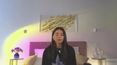 Snapshot of violetta_finch chatting on 5, 6, 2026 violetta_finch online show from 5, 6, 2026