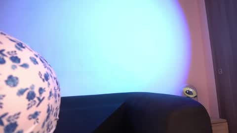 Snapshot of violetta_swift_ chatting on 27, 4, 2026 violetta independent model online show from 27, 4, 2026