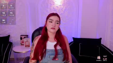 Violett Castel online show from 16, 10, 2025