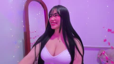Snapshot of violette_laurent chatting on 27, 2, 2026 violette_laurent online show from 27, 2, 2026