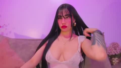 Snapshot of violette_laurent chatting on 14, 7, 2026 violette_laurent online show from 14, 7, 2026
