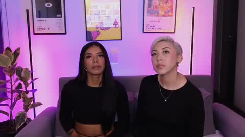 Violet online show from 3, 3, 2026