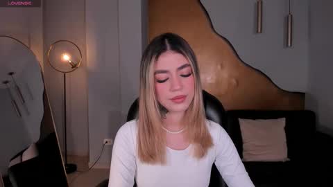 Violett  online show from 7, 2, 2026