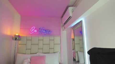 VioletthaRous online show from 18, 2, 2025